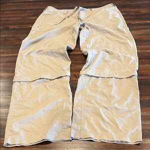 Women’s North Face Light Khaki Convertible Cargo Pants
